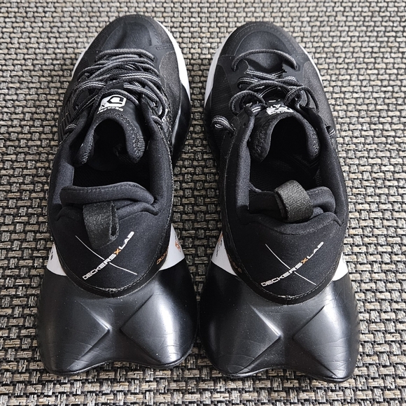 Deckers X Lab Sneakers Matryx K-ST 21 Swallow Tail Carbon Bow Running Shoes 7 - Picture 4 of 8